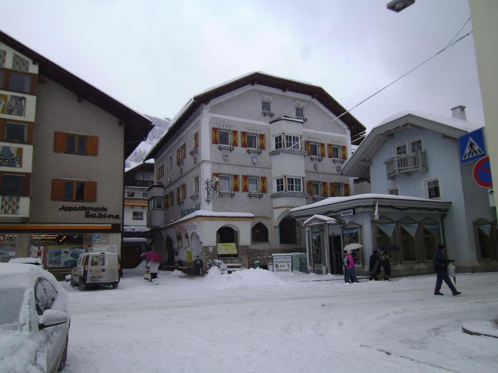Hotel Sextnerhof Sesto Fiorentino Exterior foto