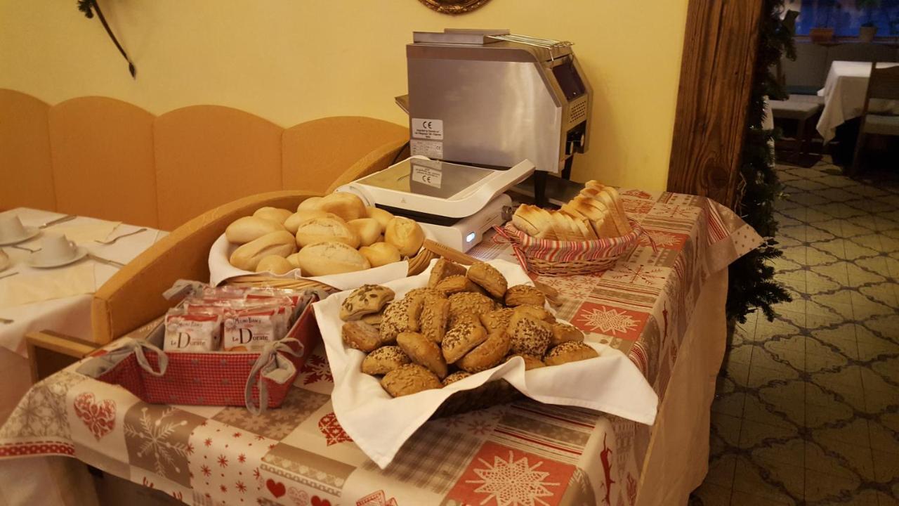 Hotel Sextnerhof Sesto Fiorentino Habitación foto